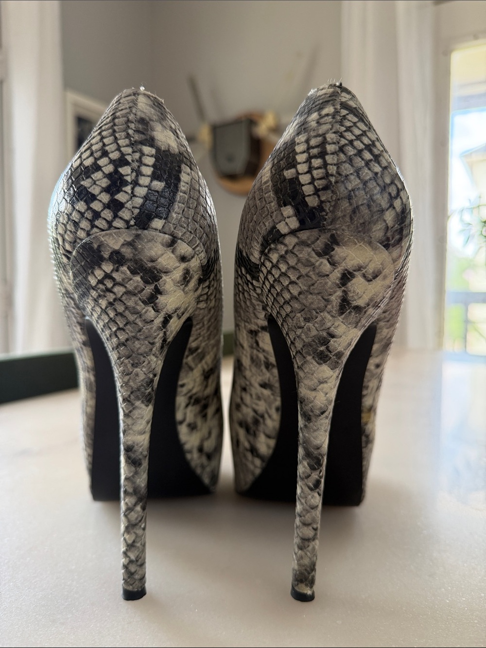 Steve Madden DejaVu Snakeskin Pumps - Picture 3 of 6
